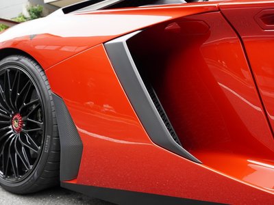 2016 Lamborghini AVENTADOR — миниатюра 35
