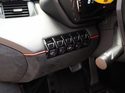 2016 Lamborghini AVENTADOR — миниатюра 46