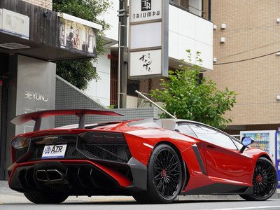 2016 Lamborghini AVENTADOR — миниатюра 24