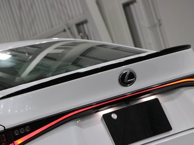 2024 Lexus IS — миниатюра 61