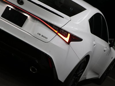2024 Lexus IS — миниатюра 71