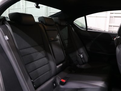 2024 Lexus IS — миниатюра 17