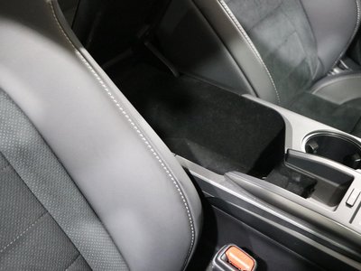 2024 Lexus IS — миниатюра 34