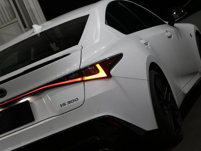 2024 Lexus IS — миниатюра 67