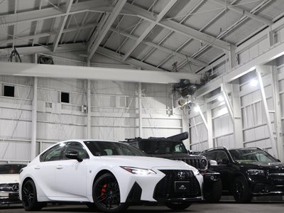 2024 Lexus IS — миниатюра 76