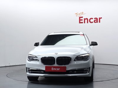 BMW 7 SERIES - 2