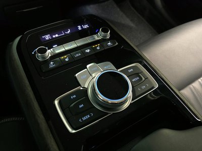 2019 Genesis G90 — миниатюра 17