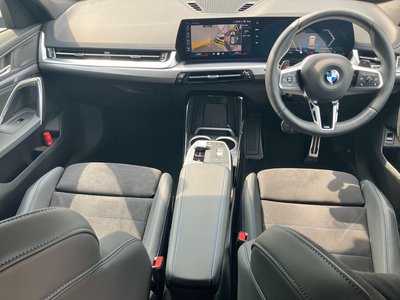 2025 BMW X1 照片 9