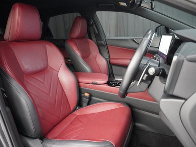 2022 Lexus NX — миниатюра 13