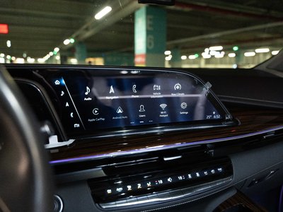 CADILLAC ESCALADE 5TH GENERATION - 7