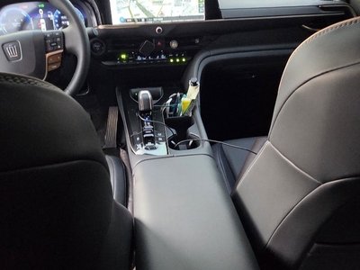 2025 Toyota CROWN CROSSOVER 照片 4