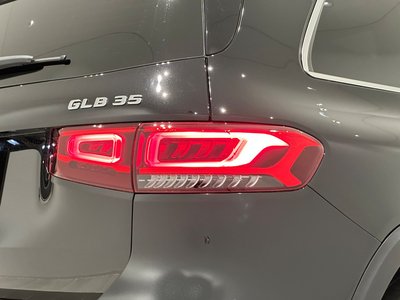 صورة مصغرة 34 لـ 2022 Mercedes-BENZ GLB AMG