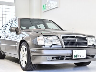 MERCEDES-BENZ MEDIUM-CLASS