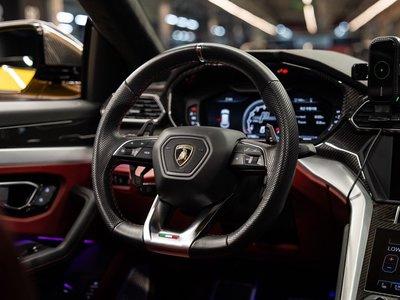 صورة 8 لـ 2019 Lamborghini URUS