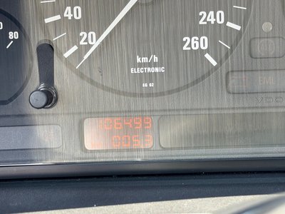 1990 BMW 5 SERIES photo 4