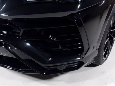 LAMBORGHINI URUS - 9