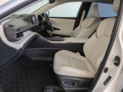 TOYOTA CROWN CROSSOVER - 8