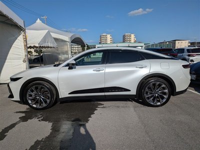 TOYOTA CROWN CROSSOVER - 2