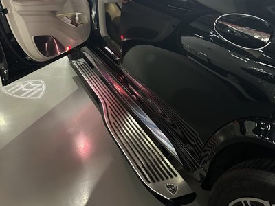 MERCEDES-BENZ GLS - 9