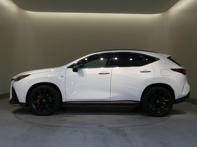 2023 Lexus NX — миниатюра 17
