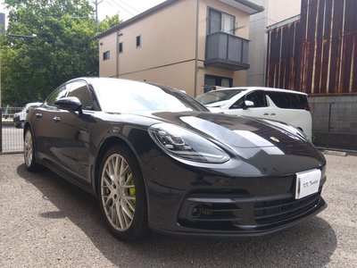 PORSCHE PANAMERA - 1