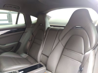 PORSCHE PANAMERA - 4