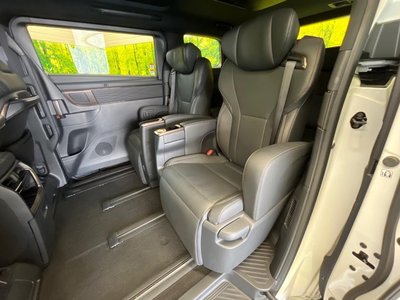 2025 Toyota ALPHARD — миниатюра 52