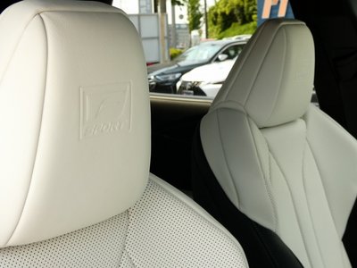 2025 Lexus RX — миниатюра 94