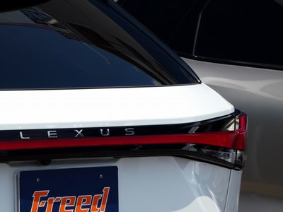 2025 Lexus RX — миниатюра 150