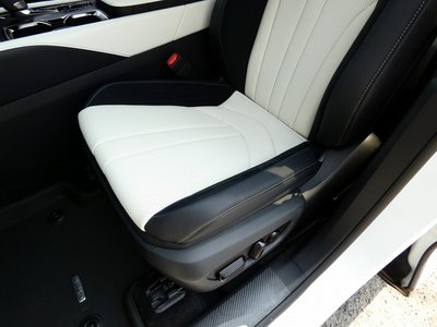 2025 Lexus RX — миниатюра 44