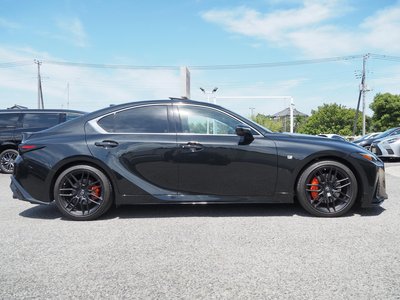 LEXUS IS - 9