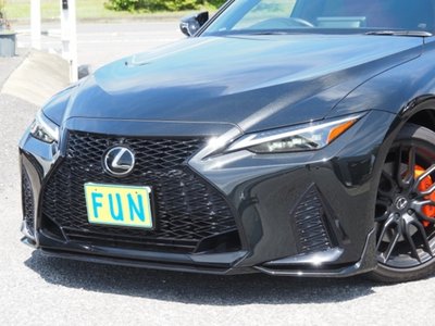 LEXUS IS - 10
