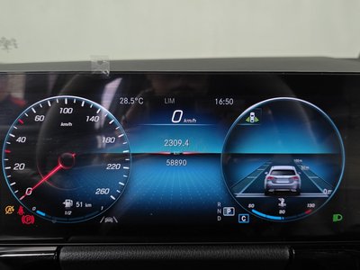 صورة مصغرة 11 لـ 2021 Mercedes-BENZ GLA