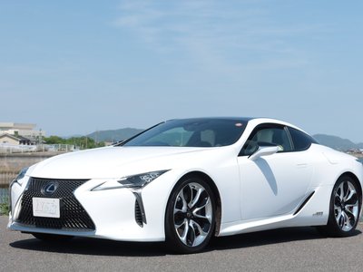 صورة 1 لـ 2017 Lexus LC