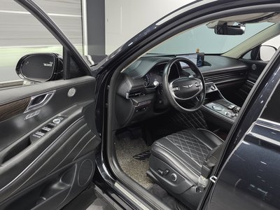 2020 Genesis GV80 photo 10