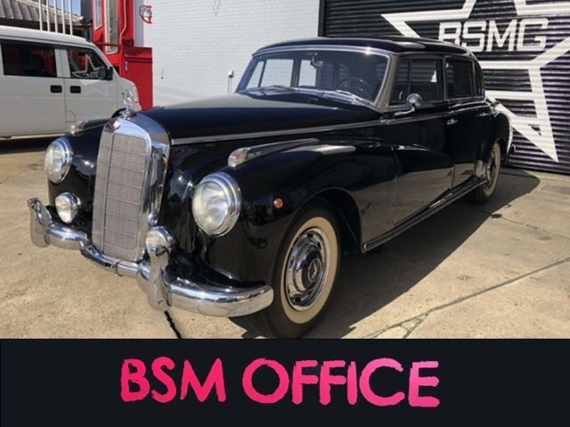 MERCEDES-BENZ 300C ADENAUER - View 1