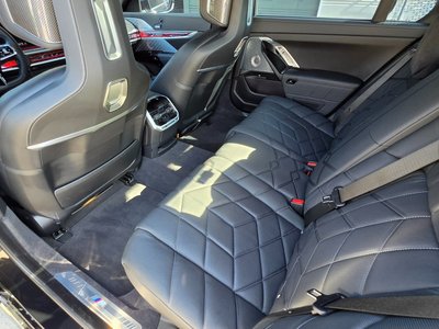 BMW I7 - 10