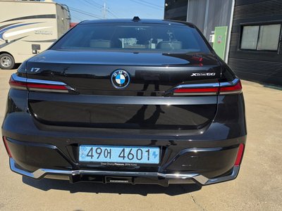 BMW I7 - 3