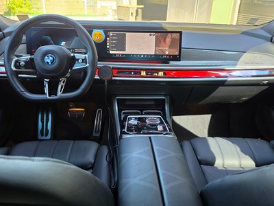 BMW I7 - 4