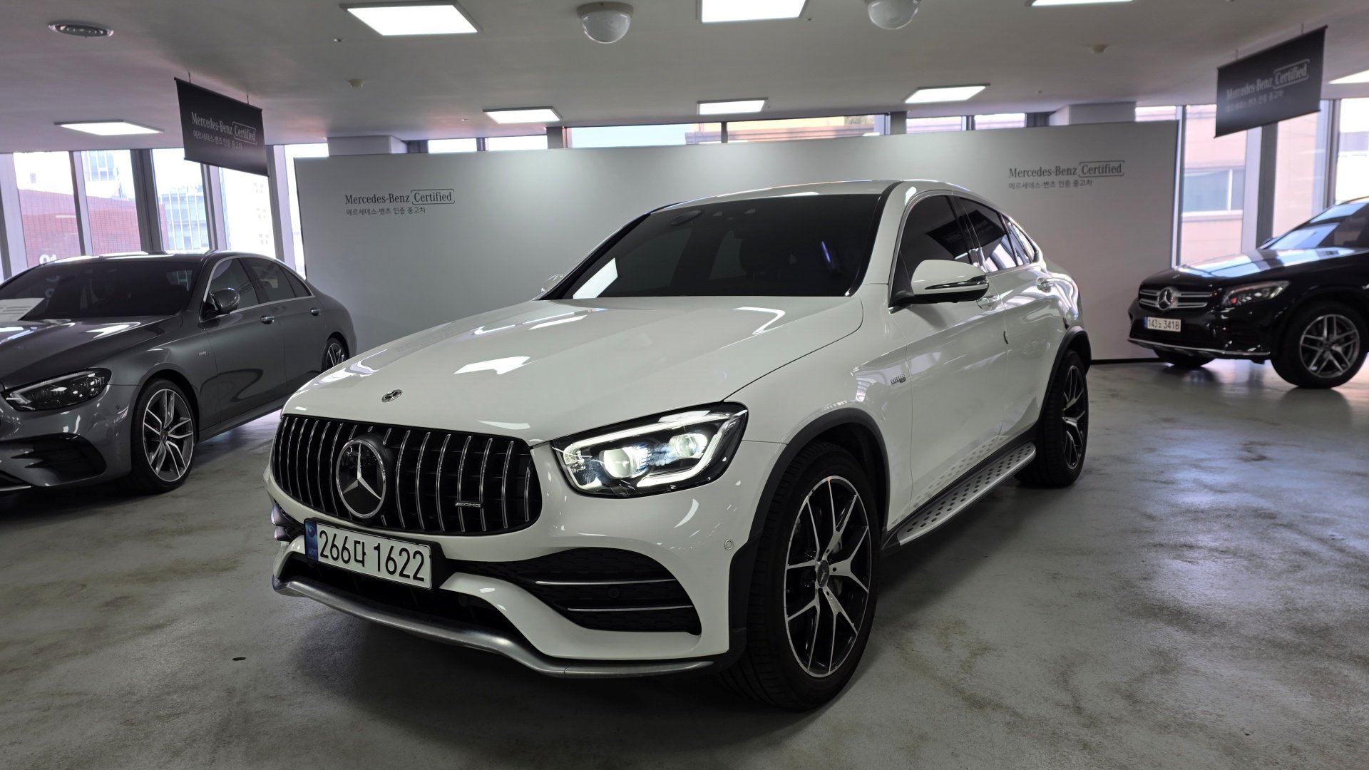 MERCEDES-BENZ GLC - View 1