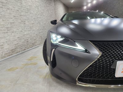 LEXUS LC - 10