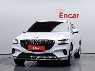 2022 GENESIS GV70 photo 2