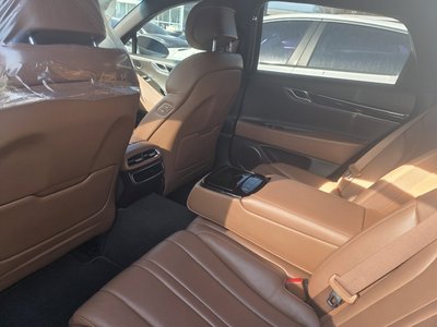 GENESIS G80 (RG3) - 9