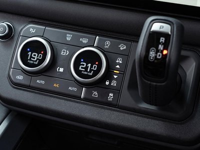 2025 LAND Rover DEFENDER 缩略图 80