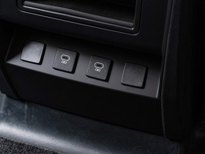 2025 LAND Rover DEFENDER 缩略图 48