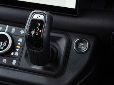 2025 LAND Rover DEFENDER 缩略图 82
