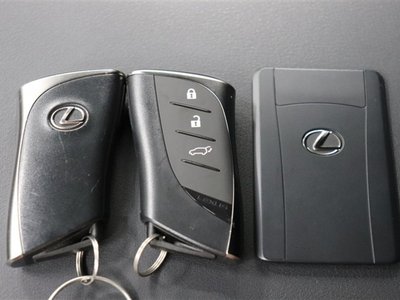 2022 Lexus NX — миниатюра 39