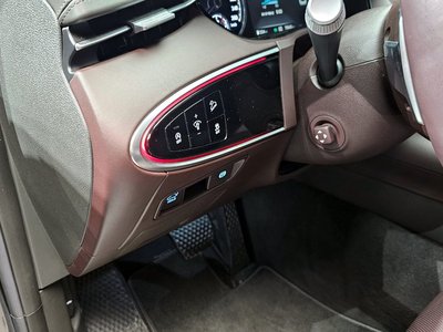 صورة مصغرة 16 لـ 2021 Genesis GV70