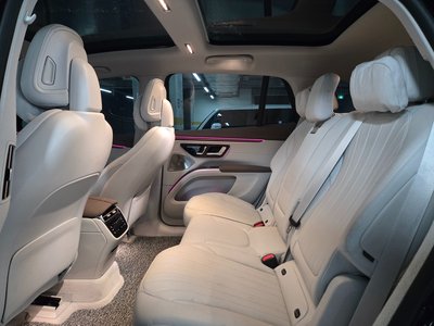 MERCEDES-BENZ EQS - 10