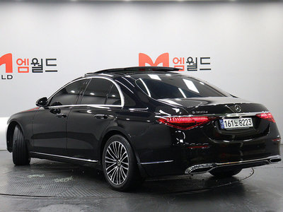 2023 Mercedes-BENZ S-CLASS photo 2